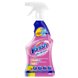 Vanish Oxi Action Quitamanchas en Spray 750 ml es un quitamanchas diseñado para tratar directamente las manchas en la ropa antes del lavado. Su fórmula Oxi Action actúa en profundidad sobre las fibras del tejido. De este modo, ayuda a eliminar manchas habituales del día a día de forma eficaz. En primer lugar, este producto funciona como pretratante de manchas para la ropa. Esto significa que se aplica directamente sobre la mancha antes de introducir la prenda en la lavadora. Así, el producto comienza a actuar desde el primer momento sobre la suciedad. Además, Vanish Oxi Action Quitamanchas en Spray 750 ml está formulado para eliminar diferentes tipos de manchas. Resulta eficaz frente a manchas habituales como grasa, suciedad o marcas que suelen aparecer en cuellos y puños de las prendas. Por otro lado, su fórmula Oxi Action ayuda a desincrustar la suciedad que se queda atrapada en las fibras del tejido. Gracias a esta acción, el producto puede actuar incluso sobre manchas más difíciles que se acumulan con el uso diario de la ropa. Asimismo, este quitamanchas es adecuado para ropa blanca y ropa de color. La fórmula está diseñada para ser segura para los tejidos, por lo que puede utilizarse en diferentes tipos de prendas sin dañarlas. Otro aspecto importante es que Vanish Oxi Action Quitamanchas en Spray 750 ml no contiene lejía. Esto permite tratar las manchas manteniendo el cuidado de los tejidos. El formato spray de 750 ml facilita mucho la aplicación del producto. Basta con pulverizar directamente sobre la zona manchada para que el quitamanchas empiece a actuar. De esta manera, el tratamiento de las manchas resulta rápido y sencillo. Además, el uso de un quitamanchas pretratante puede mejorar los resultados del lavado habitual. Al aplicar el producto directamente sobre la mancha, se facilita que el detergente actúe con mayor eficacia durante el ciclo de lavado. Para obtener mejores resultados, se recomienda tratar la mancha lo antes posible. Cuanto más tiempo permanece una mancha en el tejido, más difícil puede resultar eliminarla. Por eso, actuar rápidamente ayuda a mejorar la eficacia del quitamanchas. El modo de uso es sencillo. Solo hay que aplicar el spray directamente sobre la mancha, dejar que el producto actúe unos minutos y posteriormente lavar la prenda como de costumbre. Vanish Oxi Action Quitamanchas protección colores 750ml